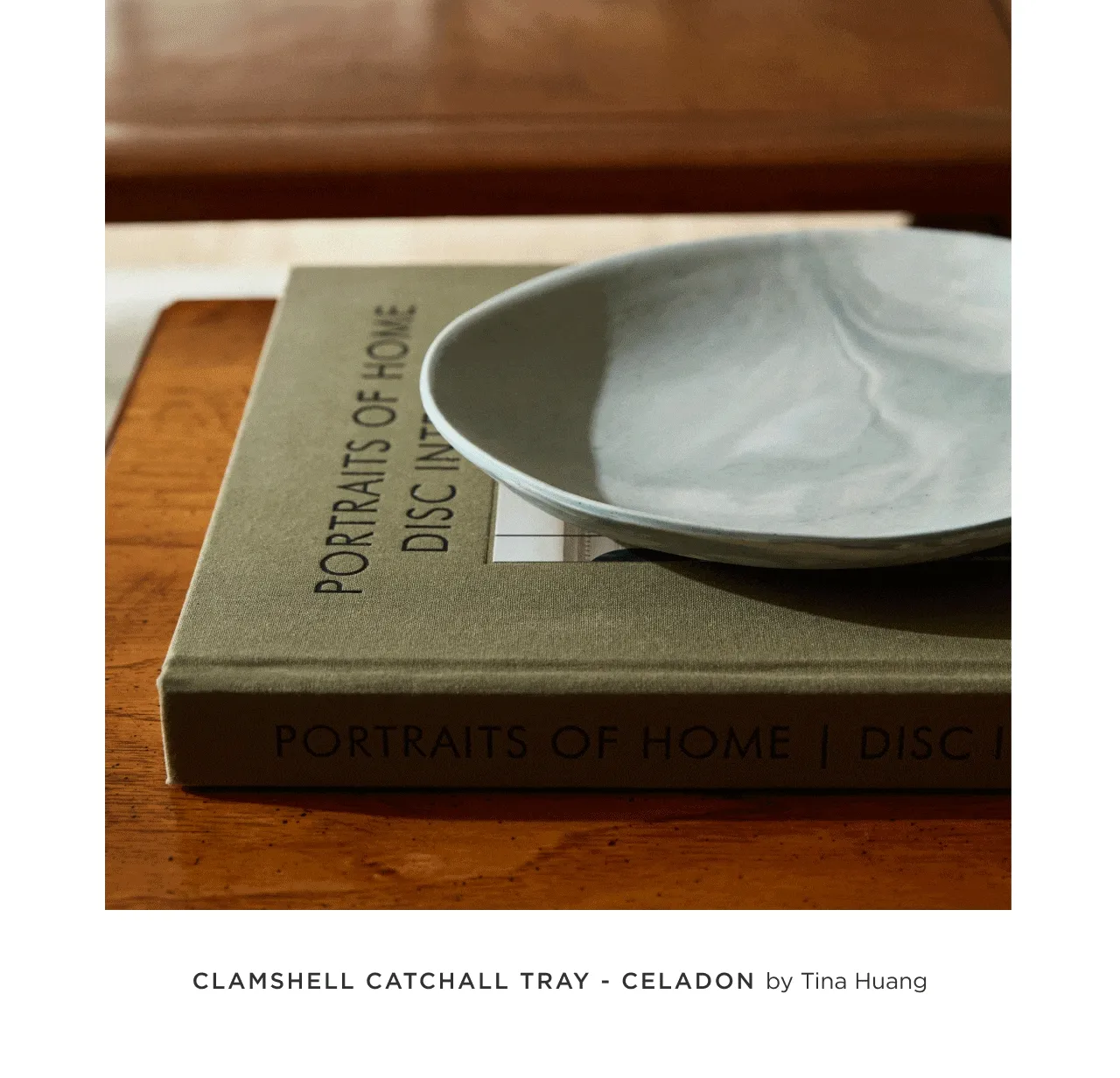 Clamshell Catchall Tray - Celadon