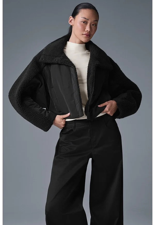 Sherpa Cozy Escape Puffer - Black/Black - Black/Black / S