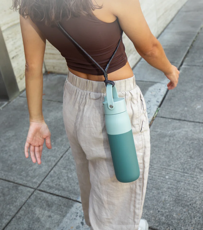 Native Union Sling with LARQ Bottle Swig Top