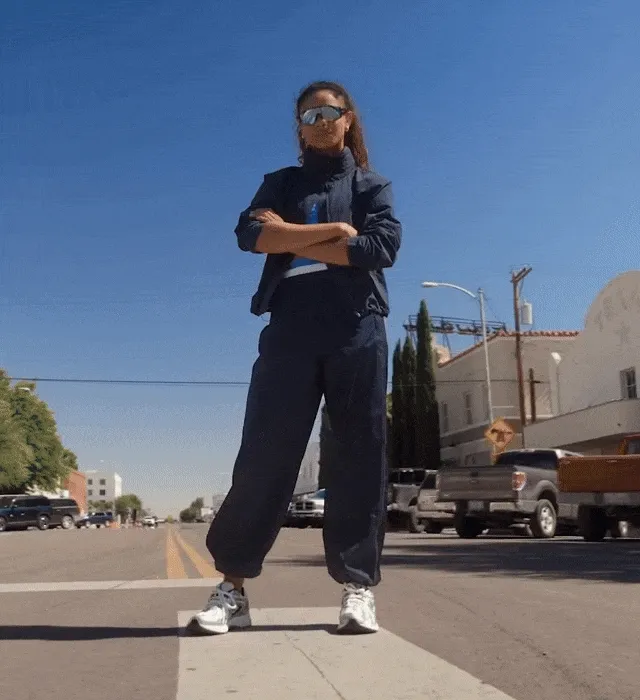 Display images to show real-time content