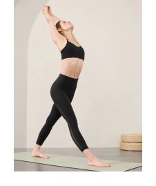 Display images to show real-time content