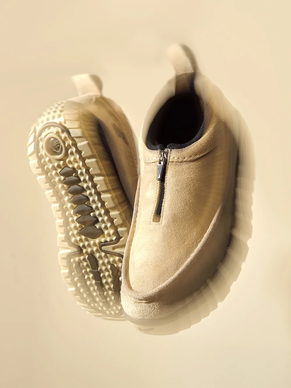 Nike Izy