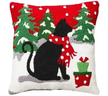 Glitzhome 14"L Hooked Pet Lover Christmas Winte r Throw Pillow