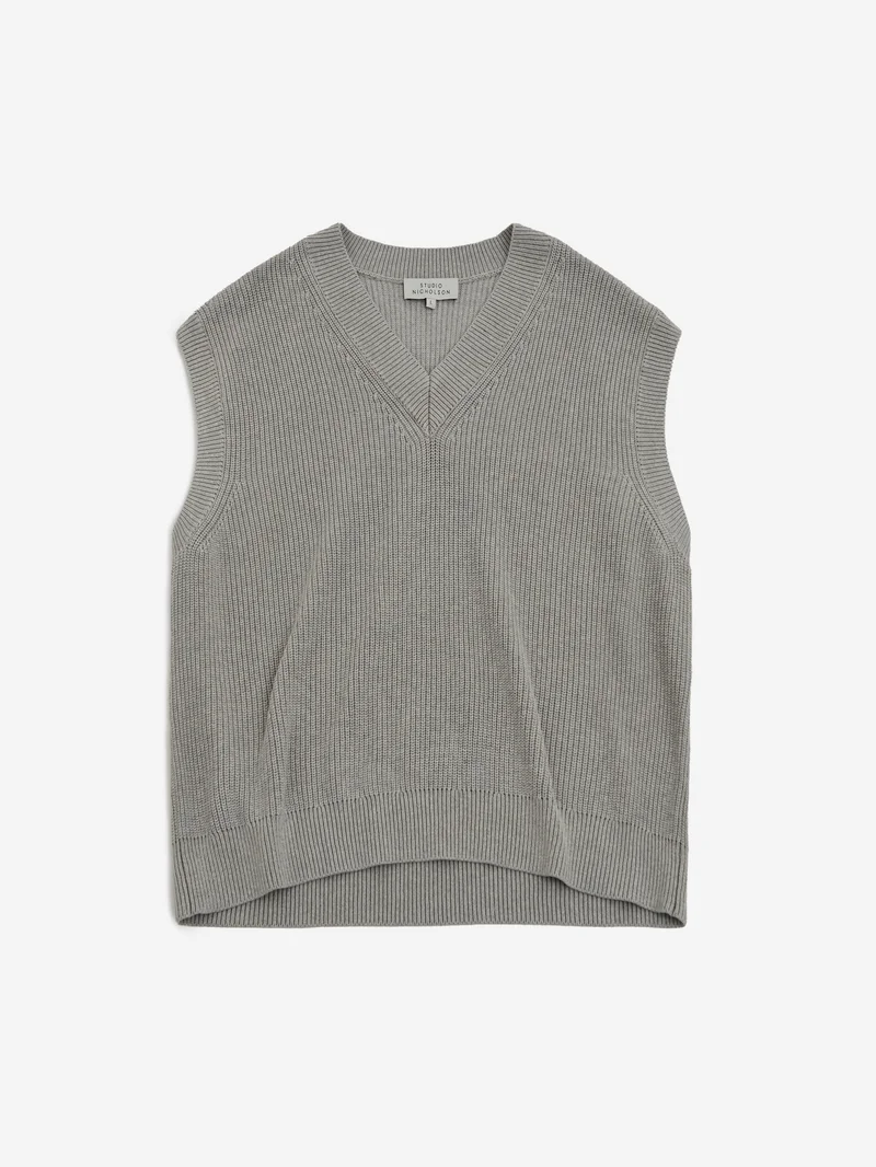 Image of Studio Nicholson Coe 5G Knitted Vest - Grey Marl