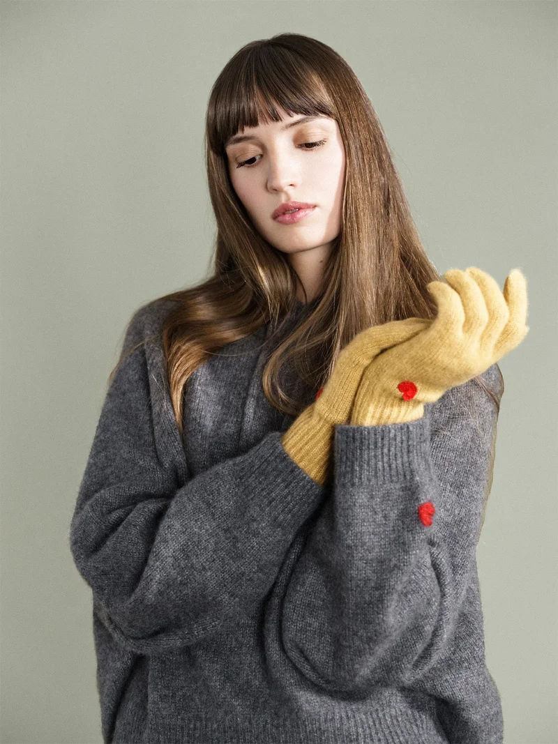 Image of Cashmere Heart Gloves
