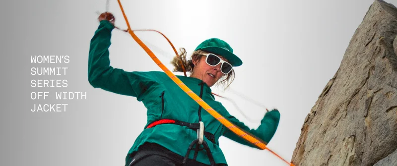 Women's Summit Series Off Width Jacket