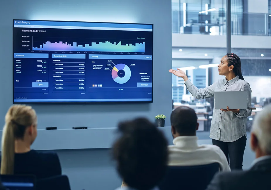 Monoprice One-Click USB-C Wireless 4K Conferencing Presentation System - Screen Mirroring, Instant Meeting Launch, Includes 2 Transmitters, Works with Windows, Mac, iOS, Android, and Miracast