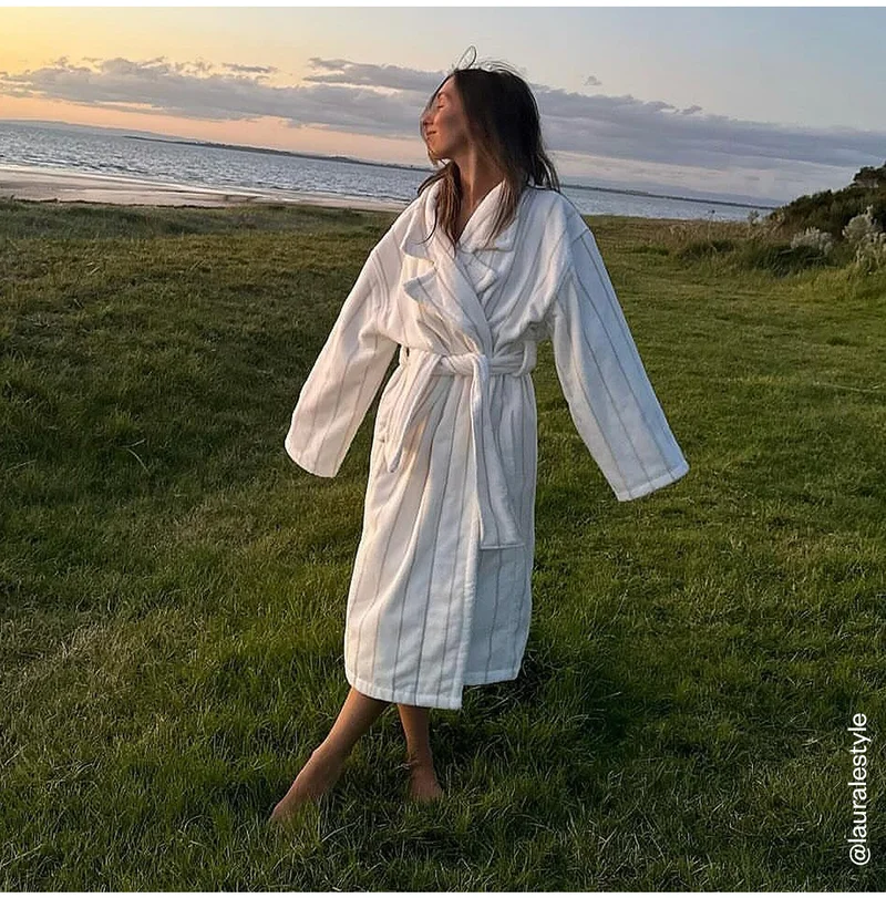 Biscuit Robe