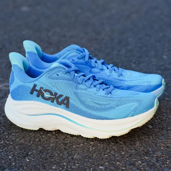 HOKA Clifton 10