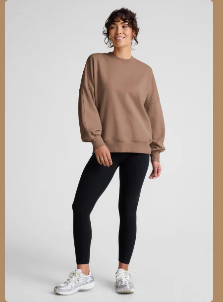 LuxeFleece Oversized Sweatshirt in Desert Sand