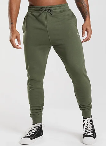 CREST JOGGERS. Core Olive.