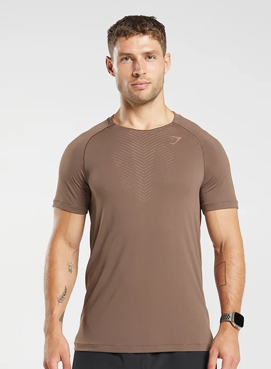 APEX SEAMLESS T-SHIRT. Soft Brown/Taupe Brown.