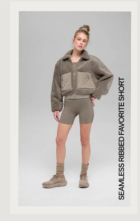 seamless-ribbed-favorite-short-light-cocoa