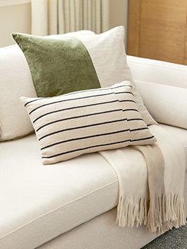 style pillows & throws