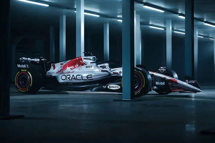 🏁 Oracle Red Bull Racing Unveils Honda Tribute Livery for Japan GP