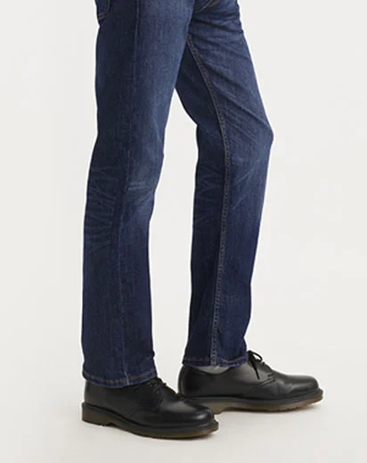 SHOP STRAIGHT FIT