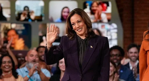 Kamala Harris with Hand Up Kamala Harris with Hand Up