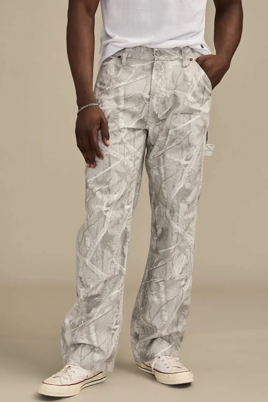Image of Lucky Brand 181 Relaxed Utility - Men's Pants in Frostbite Camo