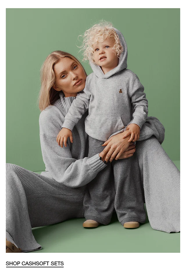 Display images to show real-time content