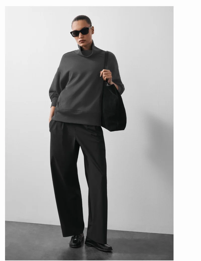 THE OUTFIT MOOD BOARD