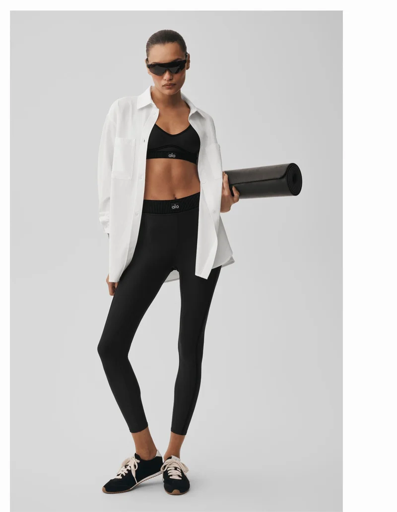 THE OUTFIT MOOD BOARD