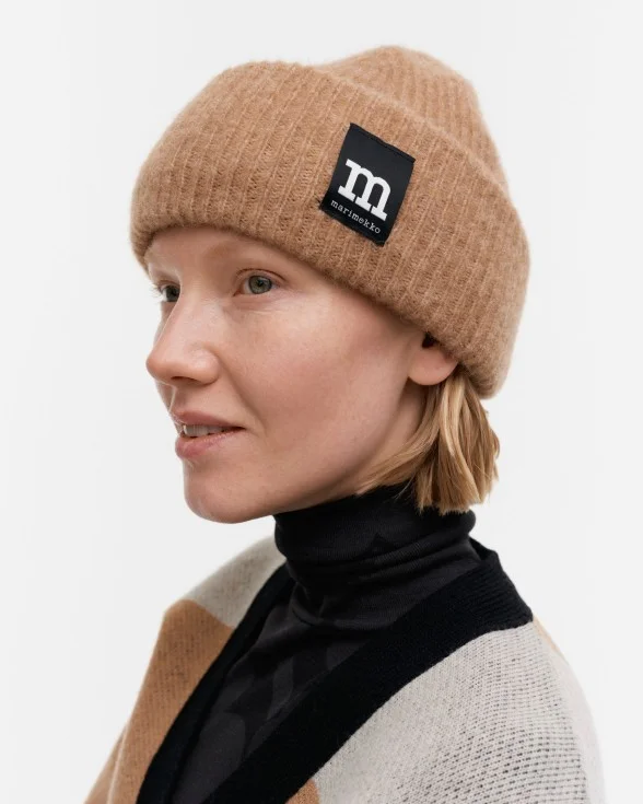 Pjettar Solid Beanie