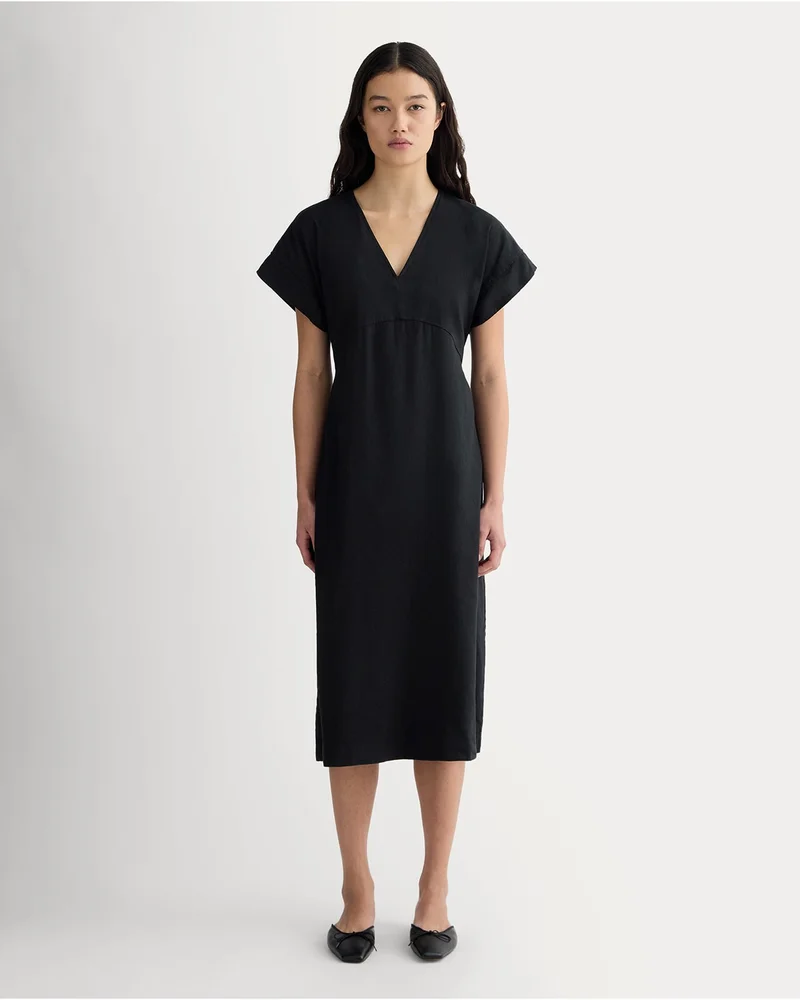 [Editorial Image] The Tie-Back Dress in Stretch Linen | Black