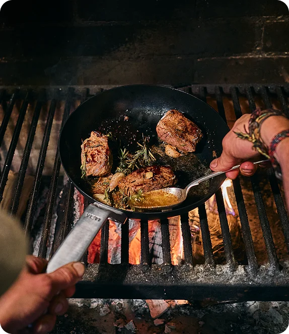 YETI® Carbon Steel 10” Pan