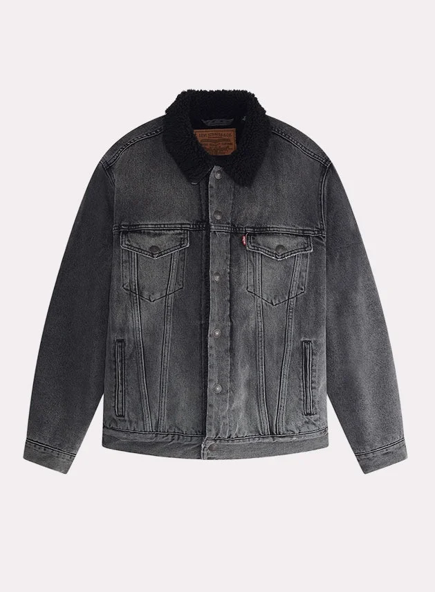 SHOP OUTERWEAR