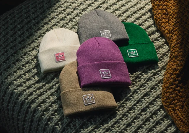 THERE'S STILL TIME TO SHOP