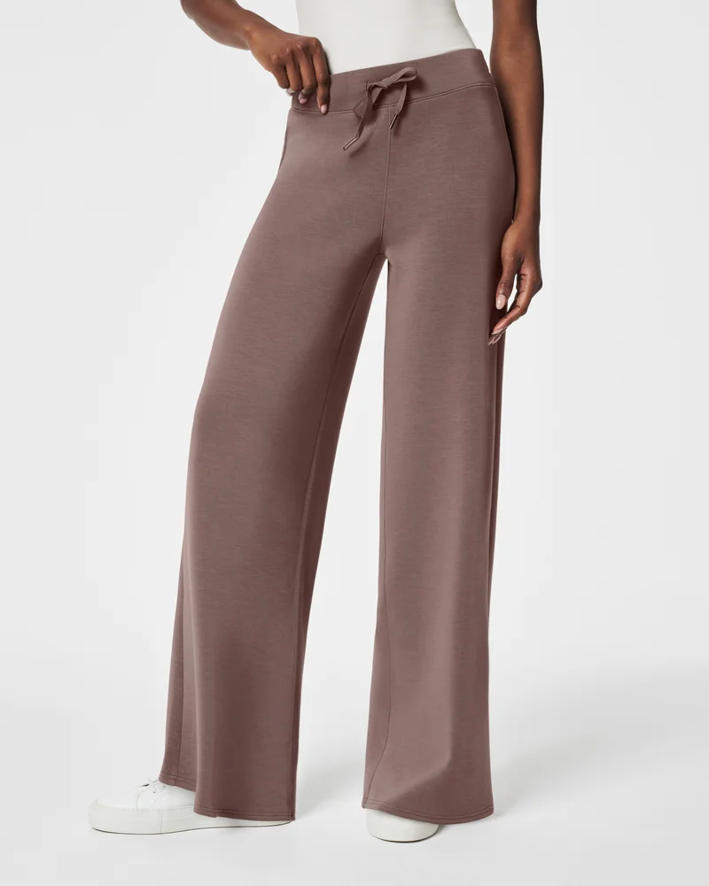 Image of Spanx Women's AirEssentials Wide Leg Pant