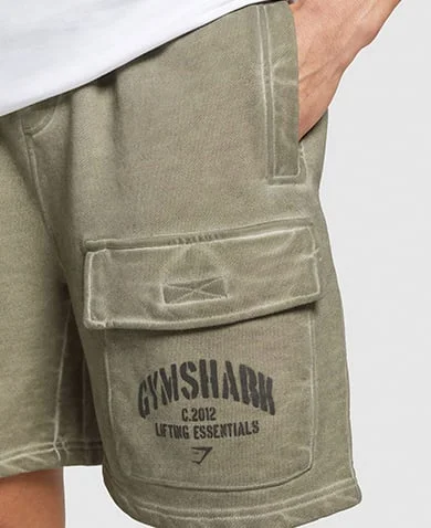 HEAVYWEIGHT WASHED CARGO SHORTS - UTILITY GREEN.
