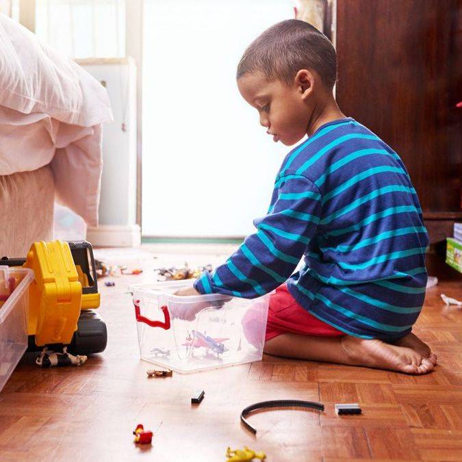 9 Things to Throw Out of Your Kids' Room Now