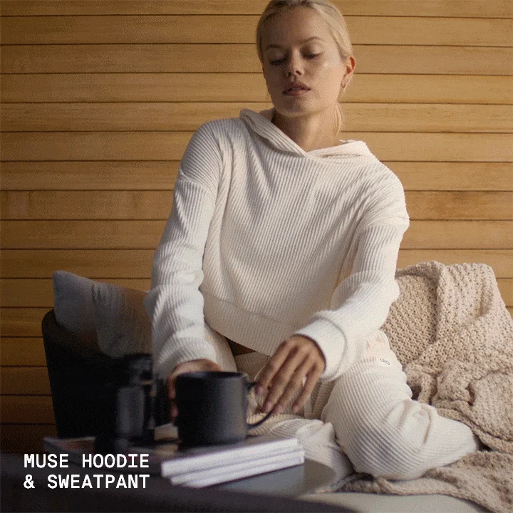 MUSE HOODIE & SWEATPANT