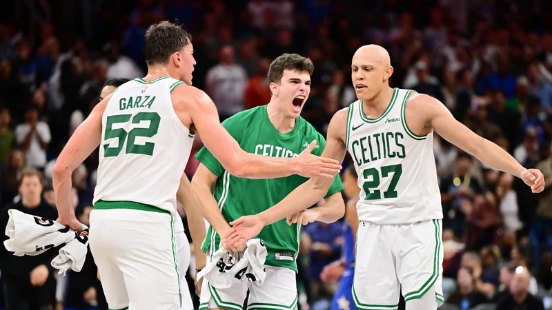 Highlights: Celtics hang on to win against Magic Highlights: Celtics hang on to win against Magic