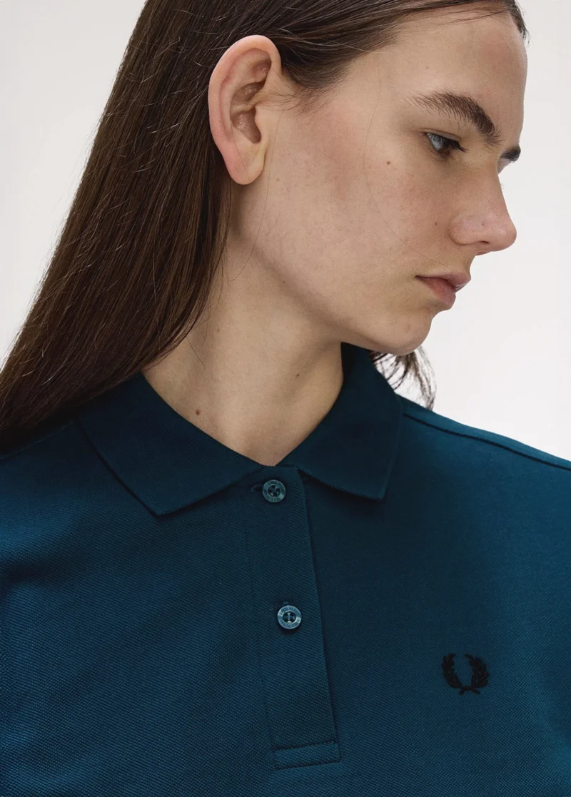 Women: The Fred Perry Shirt