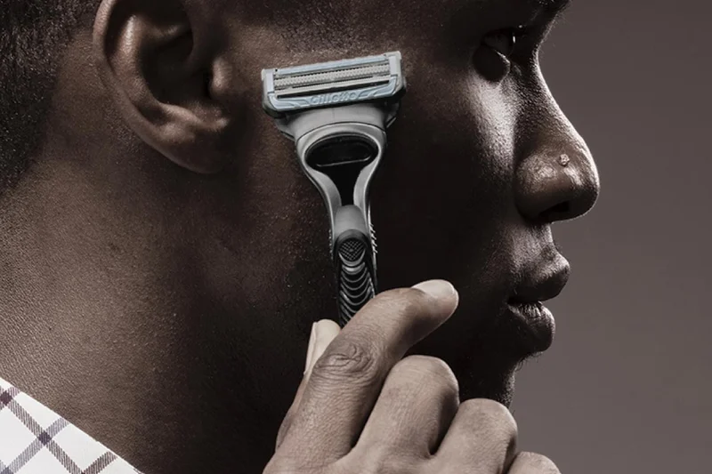 Man using SkinGuard razor