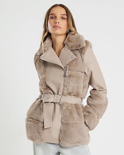 Coats & Jackets