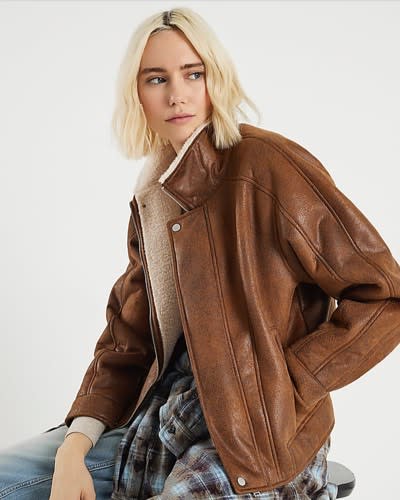 Coats & Jackets