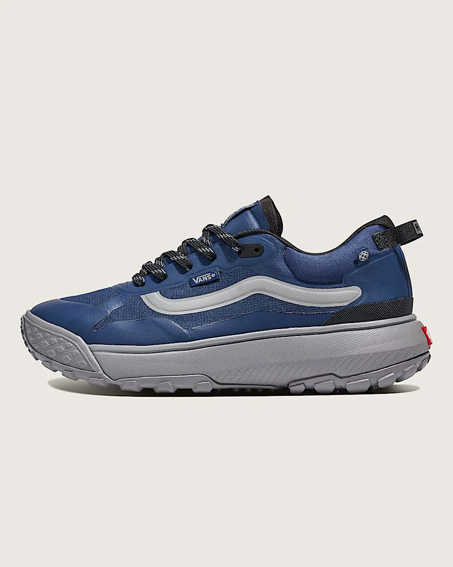 Crosspath Shoe