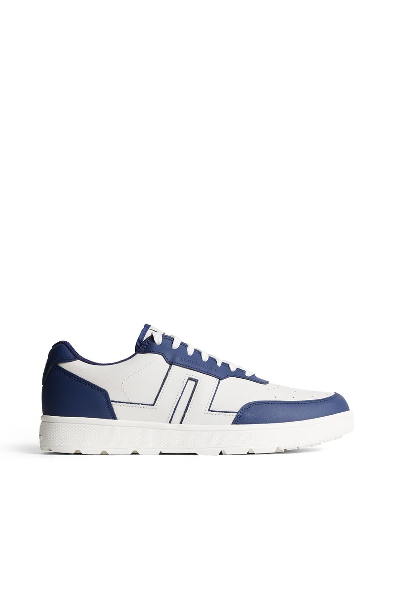 Image of Ace Low-Top Golf Sneaker