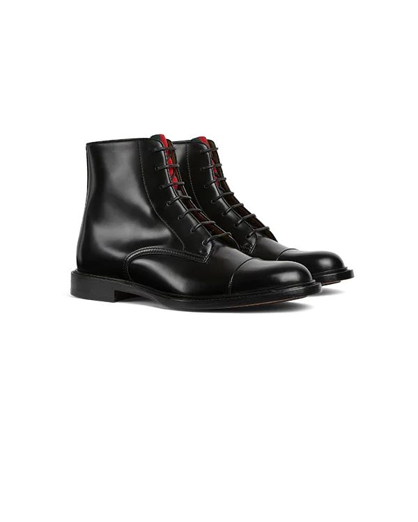 Shoe(s) Discover more on the Gucci website