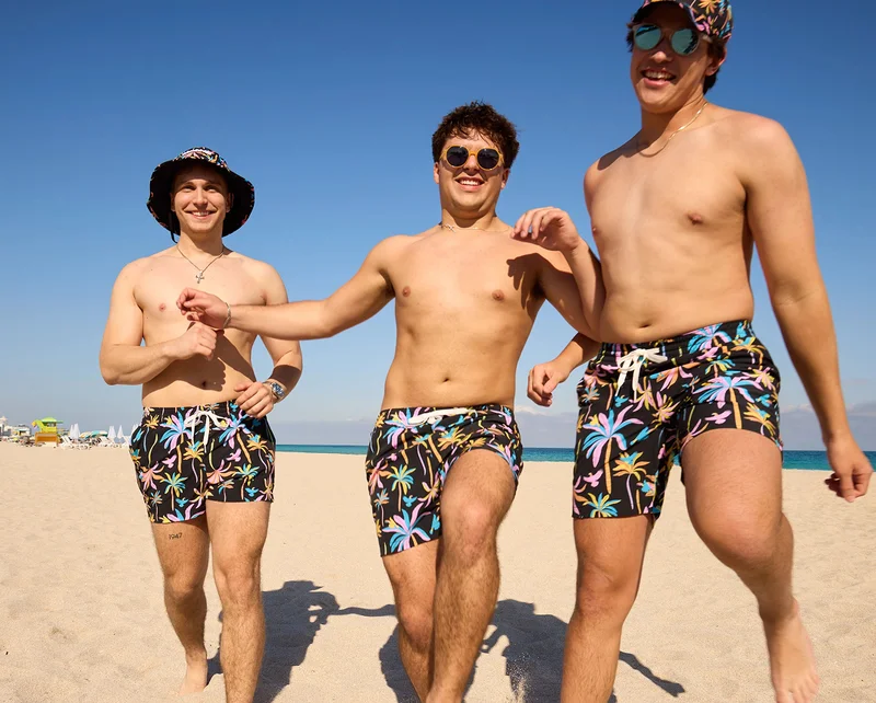 Classic Swim Trunk: The Black Light Nights 5.5"