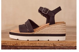 Darya Wedge Platform Sandal - Image