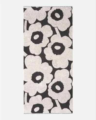 Unikko bath towel