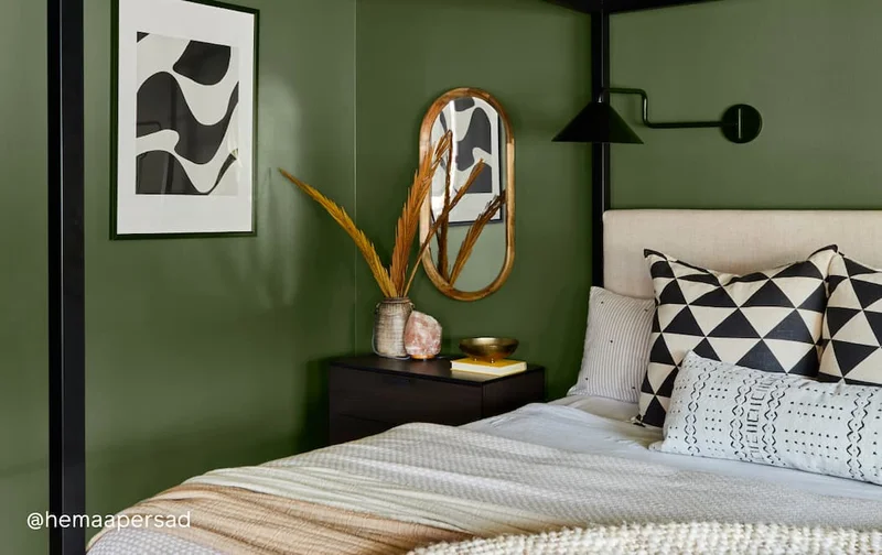 Bedroom featuring Daily Greens