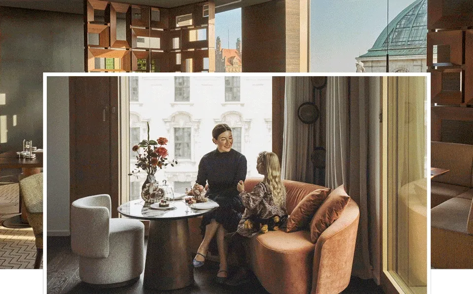 Animated gif rotating through the various lifestyle scenes set in different environments.