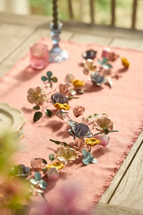 Mixed Floral Iron Garland