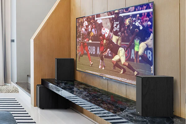 FLOORSTANDING SPEAKERS