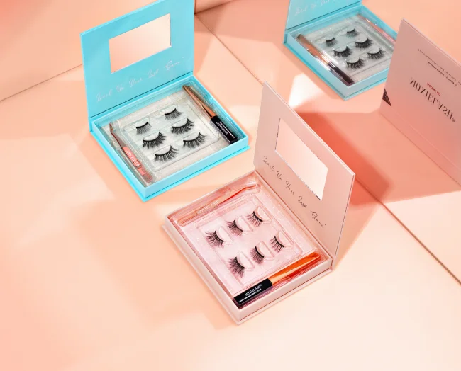 2 boxes of magnetic lash kits